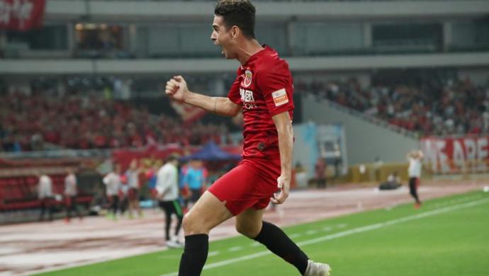 关于广州队迎西甲关键赛，集结日迎来里程碑，态度坚定，训练强度明显提升的信息