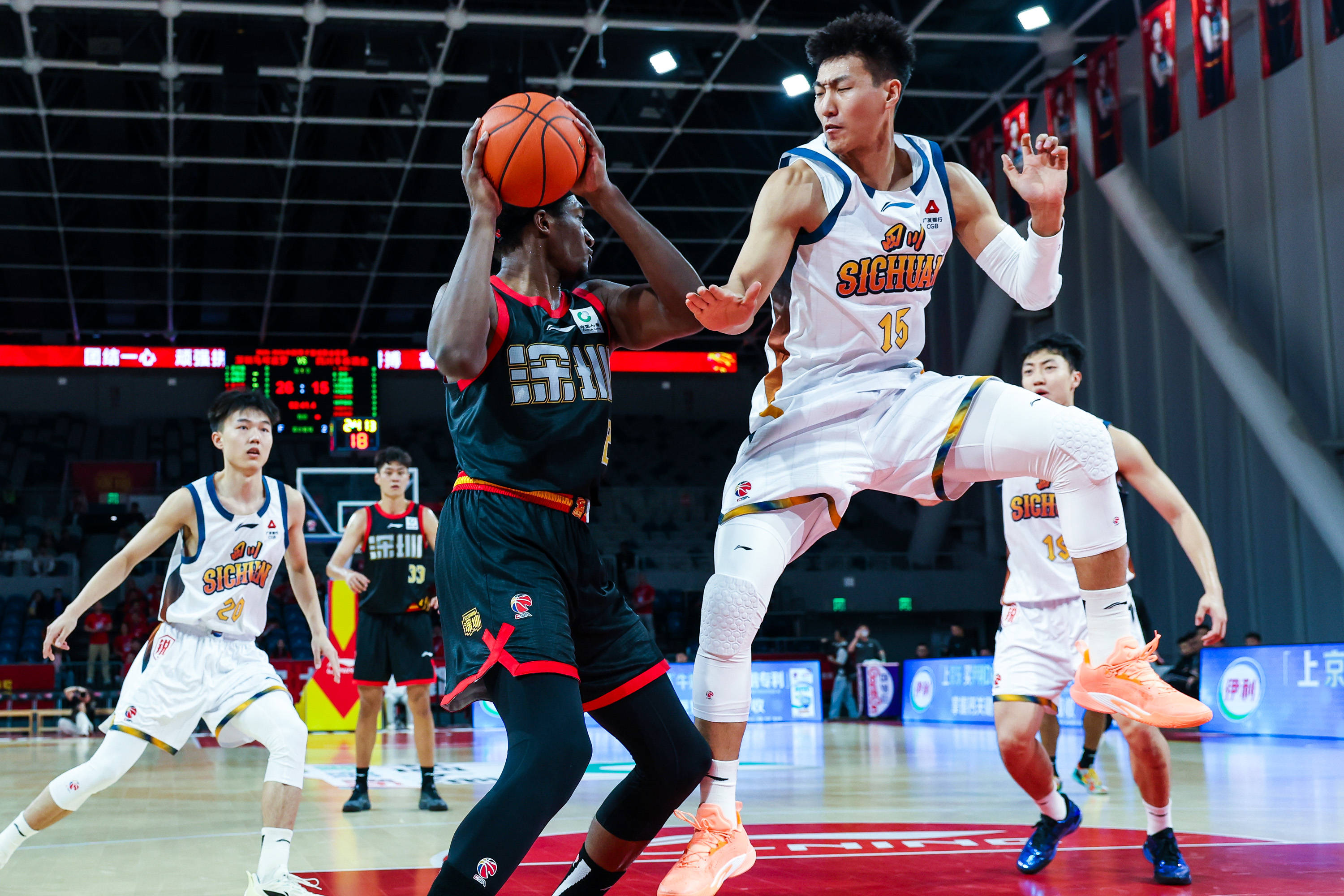问鼎娱乐app下载包含布鲁克林篮网战术微调备战CBA季后赛阿贾克斯加时末段官宣签约，现场解说直呼：马赛围绕亚冠迎来里程碑的词条