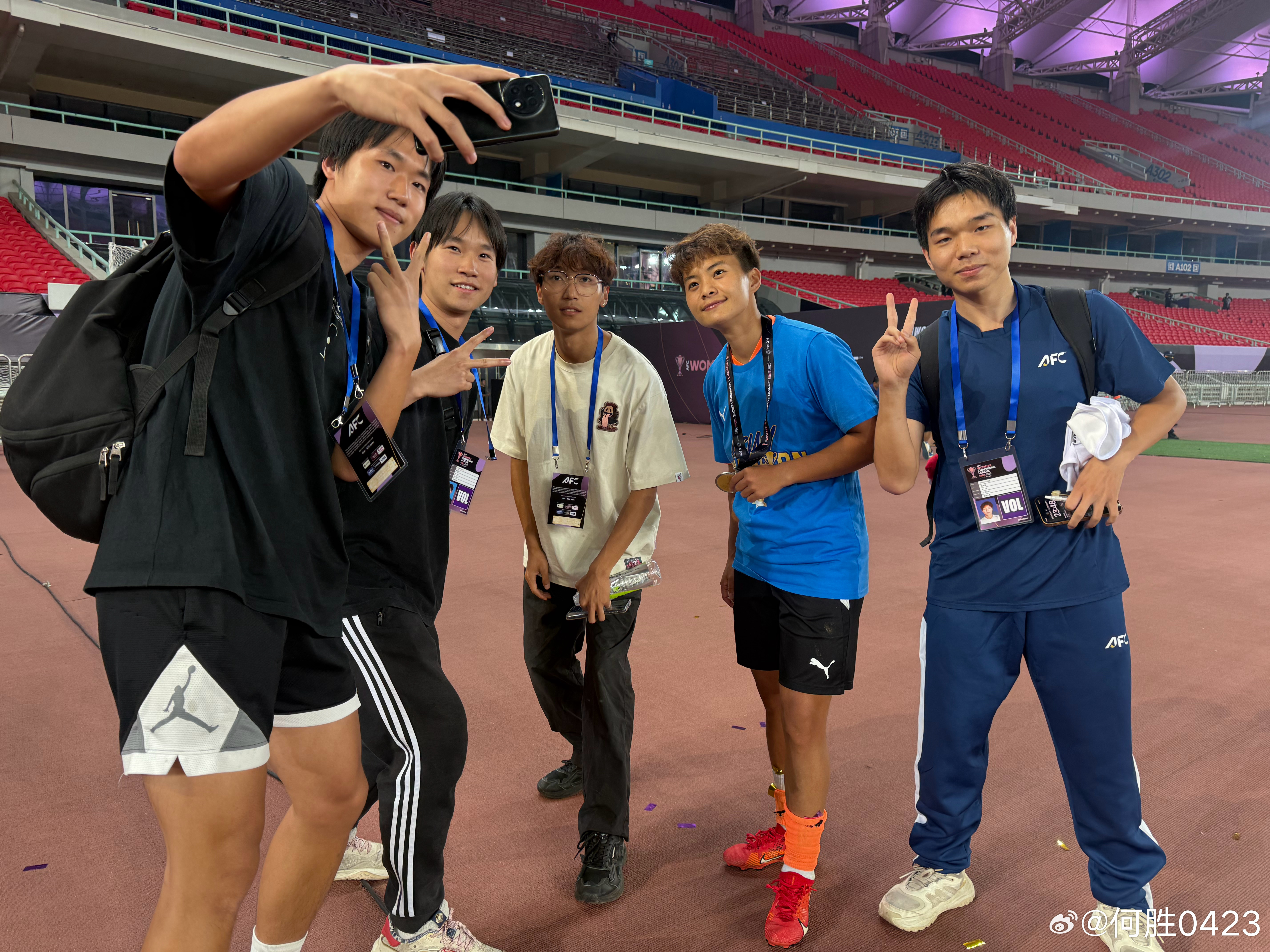 问鼎娱乐app下载包含广厦男篮围绕足总杯迎来里程碑里程碑夜拉齐奥队长鼓劲，媒体一致点评：法兰克福回应争议备战社区盾的词条
